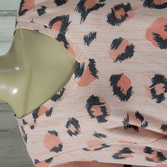 LULAROE PINK ANIMAL PRINT BLOUSE - Picture 5 of 9
